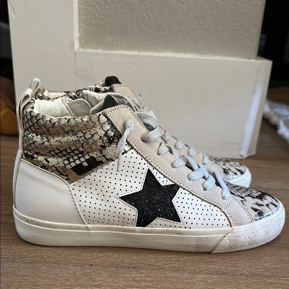Snakeskin Star High-Top Sneakers